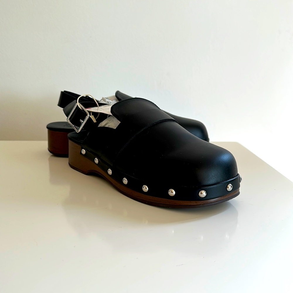Zara Girls Vegan Leather Studded Clogs, Size 2.5 Kids.  Brand New With Tags!